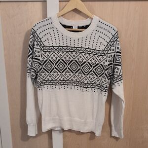 GAP Black and White Patterned Sweater